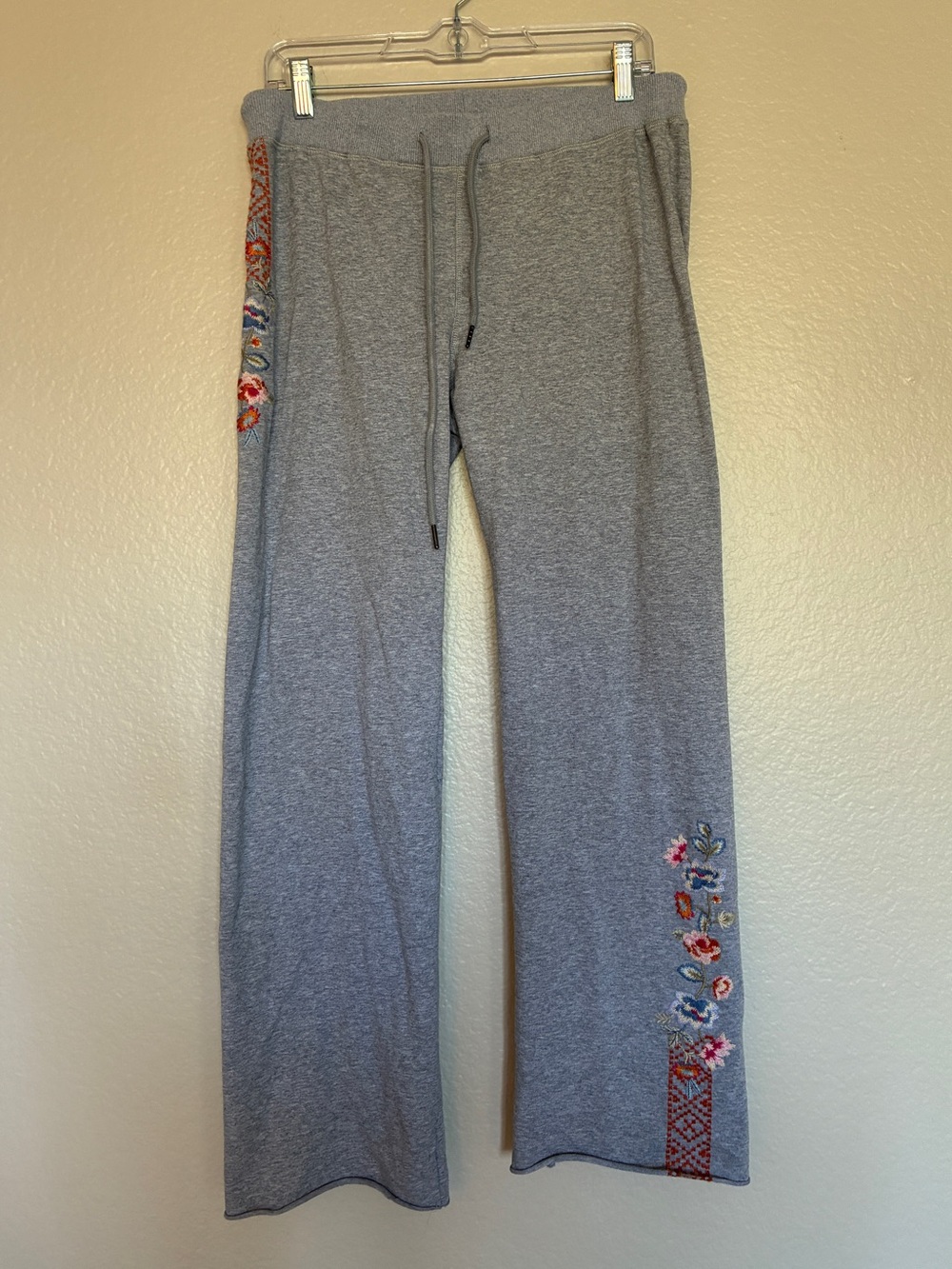 Floriana 95% Cotton Gray Sweatpants with Floral Embroidered Side Panels Boho Y2K